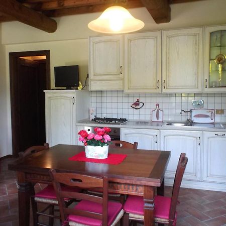 Apartments Borgo Toscano Gambassi Terme Rom bilde